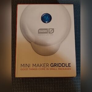 Ash Mini Maker Griddle - White